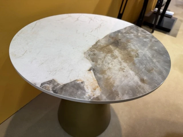 Beistelltisch rund Keramik Marmoroptik, Runder Couchtisch Gold Keramik, Durchmesser 55 cm