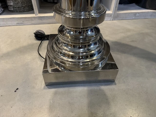 Stehlampe Silber, Stehleuchte mit schwarzem Lampenschirm, Höhe 134 cm