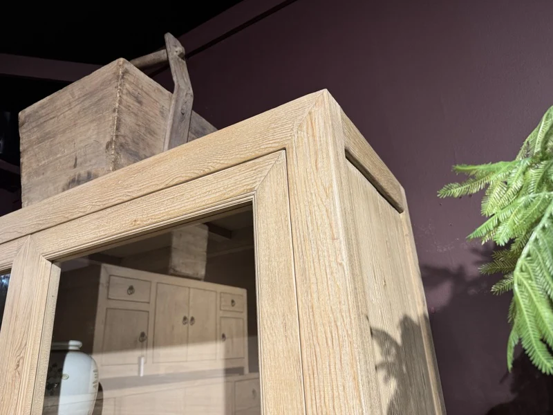 Vitrine Altholz Natur-grau, China Geschirrschrank mit Schubladen Altholz, China-Schrank, Breite 140 cm
