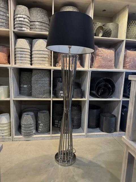 Stehlampe Silber, Stehleuchte mit Lampenschirm schwarz, Höhe 180 cm