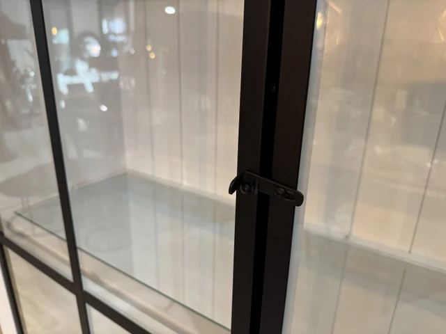 Vitrinen weiß Eiche, Geschirrschrank weiß Holz Eiche, Breite 135 cm