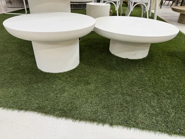 Garten-Couchtisch weiß, Gartentisch weiß Beton, Couchtisch weiß Beton, Durchmesser 70 cm