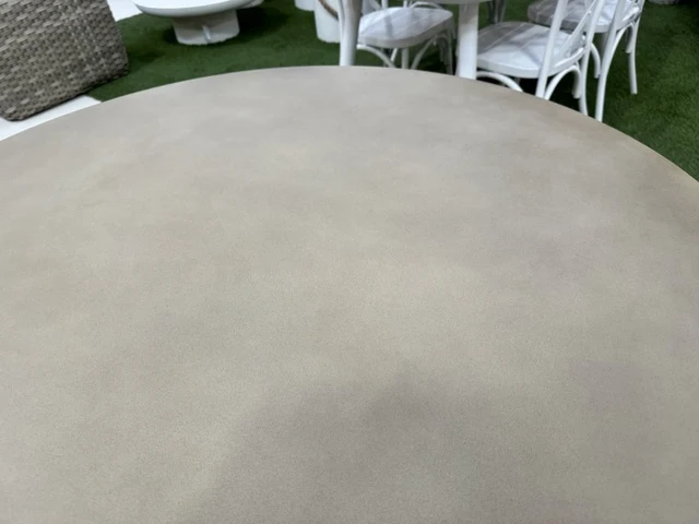 Gartentisch rund taupe, Gartentisch taupe Beton, Gartentisch taupe Beton, Durchmesser 120 cm
