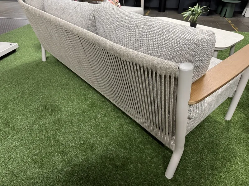 Garten-Loungeset weiß-beige, 4er Set Gartentisch beige mit Gartensofa beige, Gartensessel beige