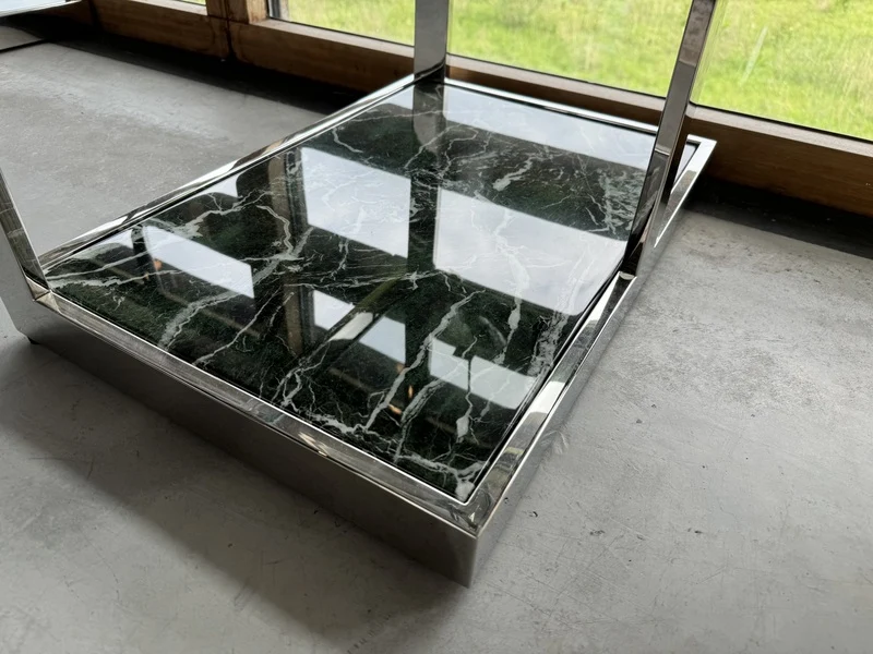 Schreibtisch Silber, Glas-Tisch Marmor grün, Länge 150 cm