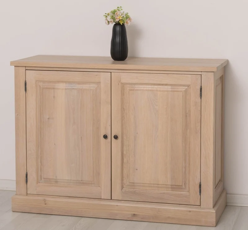 Kleine Kommode aus Eiche | Massiver Eichenschrank mit zwei Türen