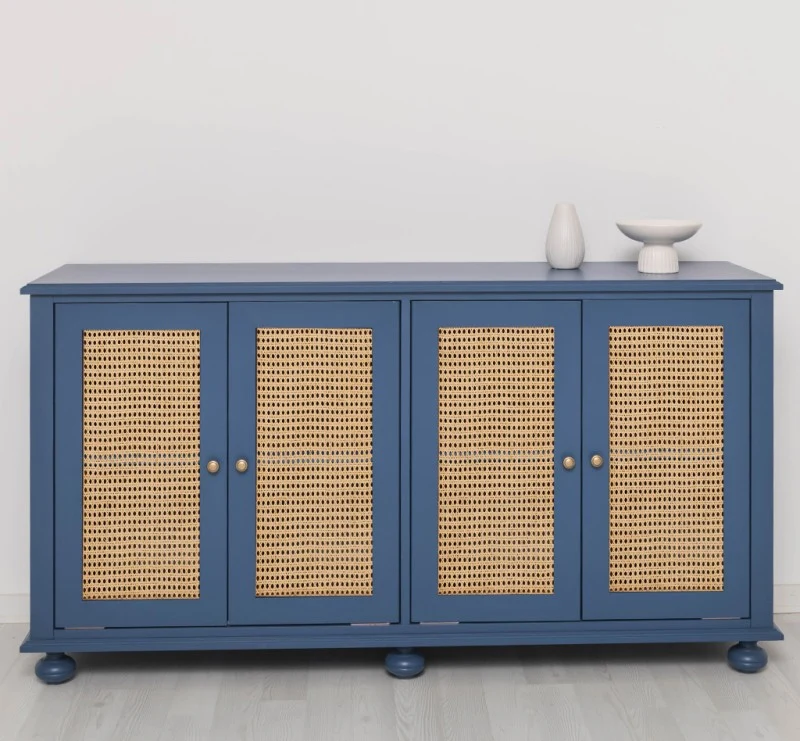 Große Kommode aus Massivholz | Rattan Schrank mit vier Türen