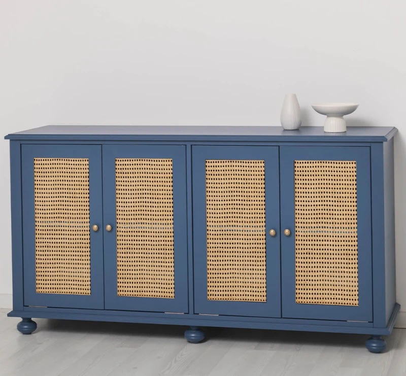 Große Kommode aus Massivholz | Rattan Schrank mit vier Türen