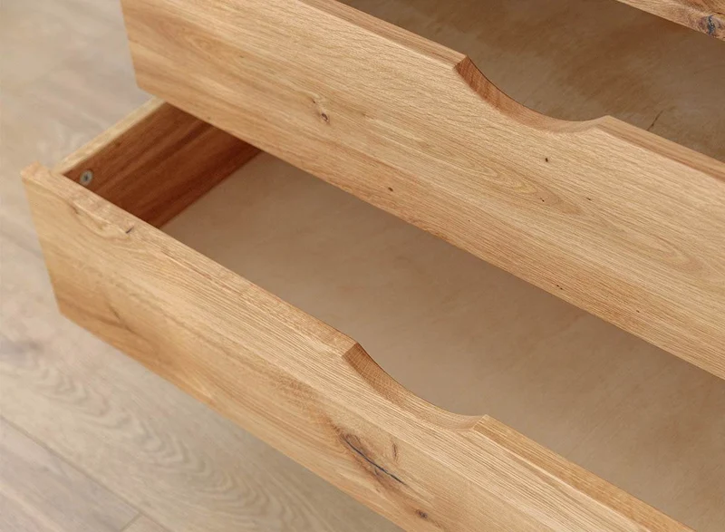 Minimalistisches Sideboard aus geölter Wildeiche | Skandi Kommode Simona mit drei Schubladen