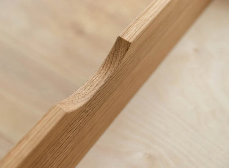 Minimalistisches Sideboard aus geölter Wildeiche | Skandi Kommode Simona mit drei Schubladen