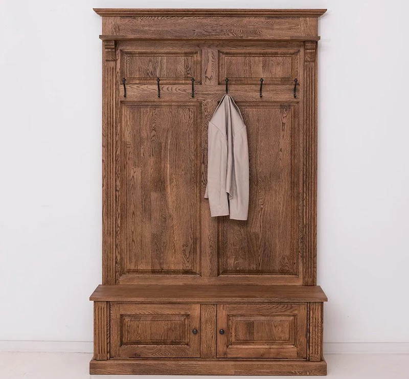 Garderobe aus massiver Eiche mit 6 Haken und 2 Staufächern