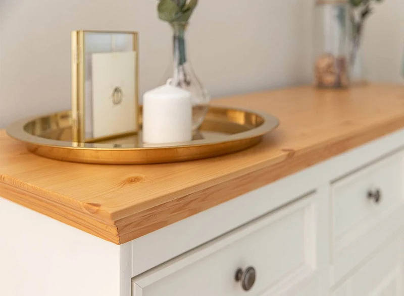 Kommode Belluno Elegante in Weiß | Sideboard mit drei Schubladen und Türen