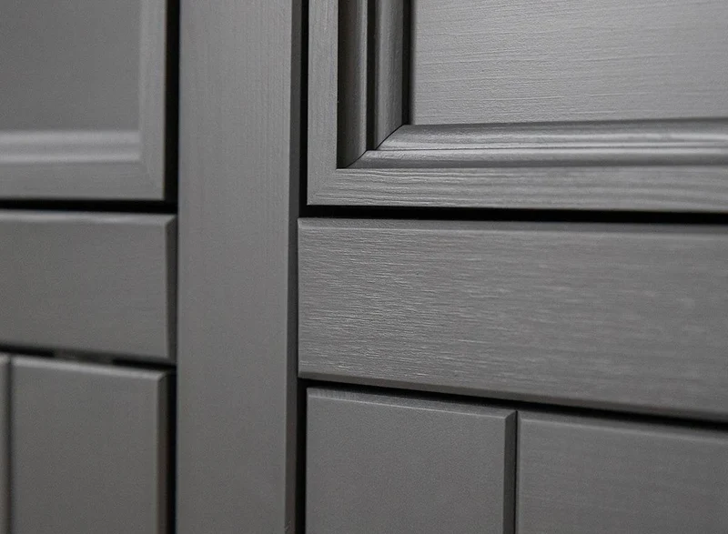 Kommode Belluno Elegante in Graphit | Sideboard mit drei Schubladen und Türen