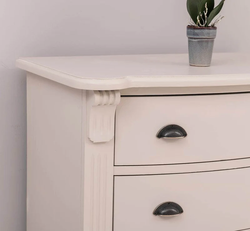 Geschwungene Landhauskommode aus Massivholz mit 6 Schubladen