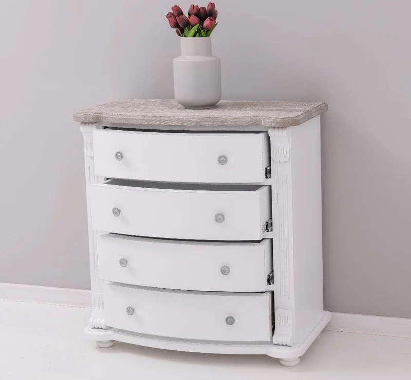 Geschwungene Kommode aus Massivholz im Landhausstil