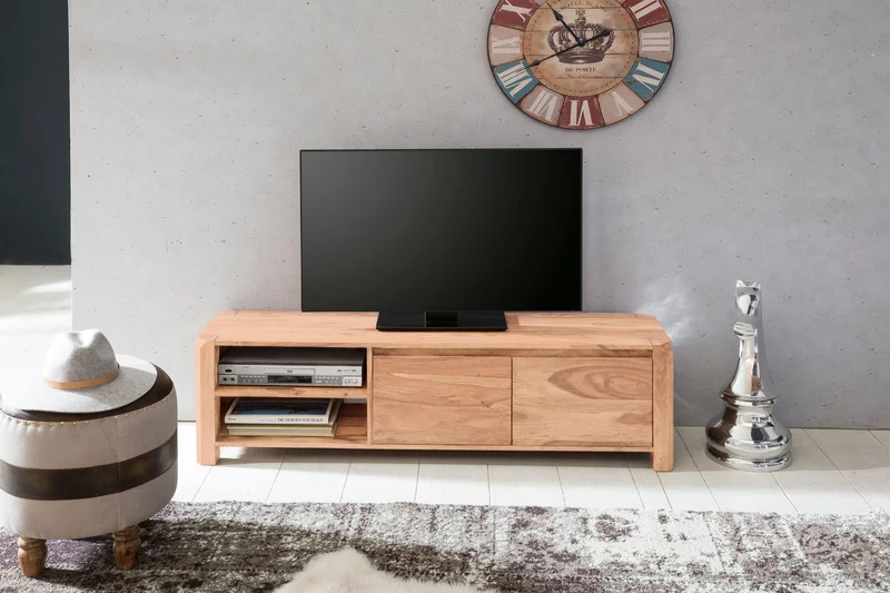 TV-Lowboard Massivholz, 4 Füße, viel Stauraum