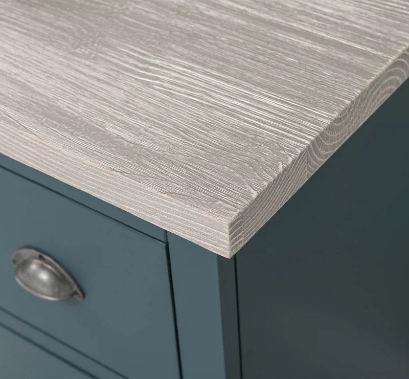 Waschbeckenunterschrank Provence aus Massivholz mit Lamellentüren