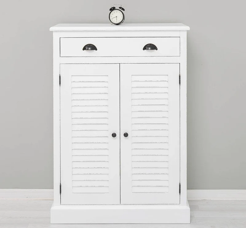 Kleine Vintage Kommode aus Massivholz mit Lamellentüren