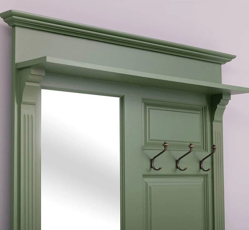 Garderobe aus Massivholz mit Spiegel und Staufächern