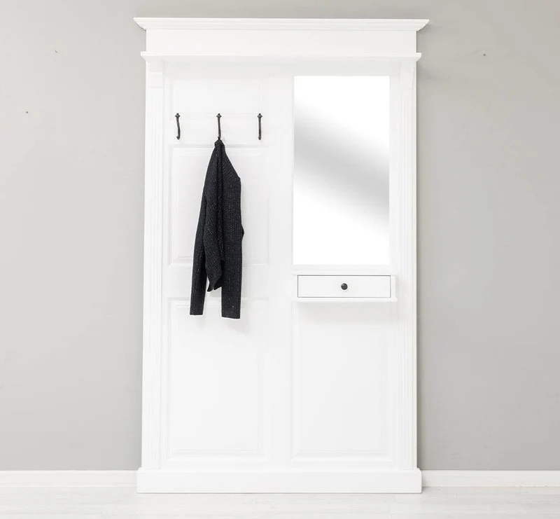 Garderobe aus Massivholz mit Spiegel und Ablage