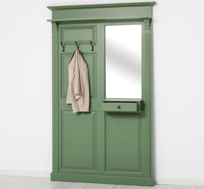 Garderobe aus Massivholz mit Spiegel und Ablage